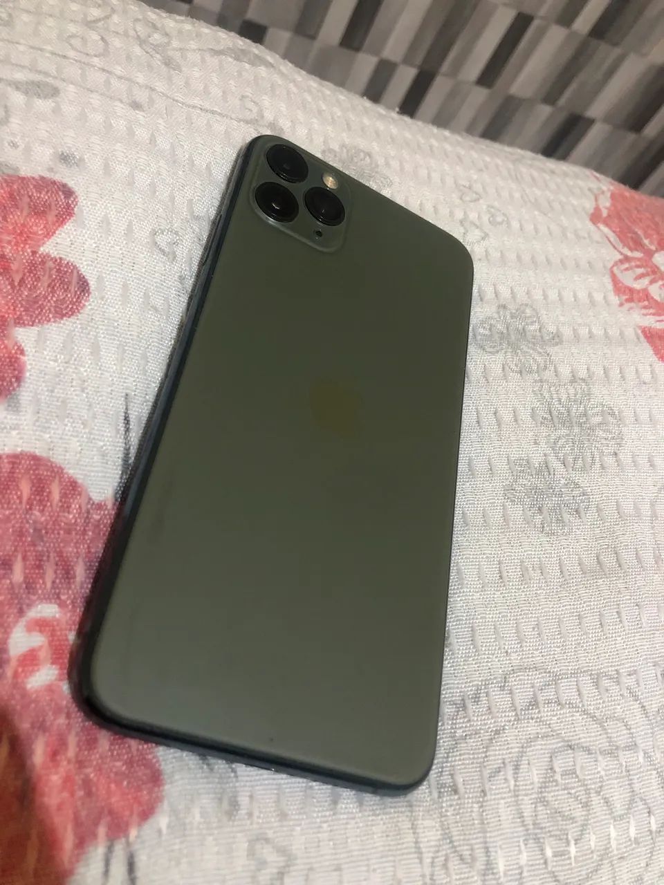 iPhone 11 Pro Max 256gb - Foto 2