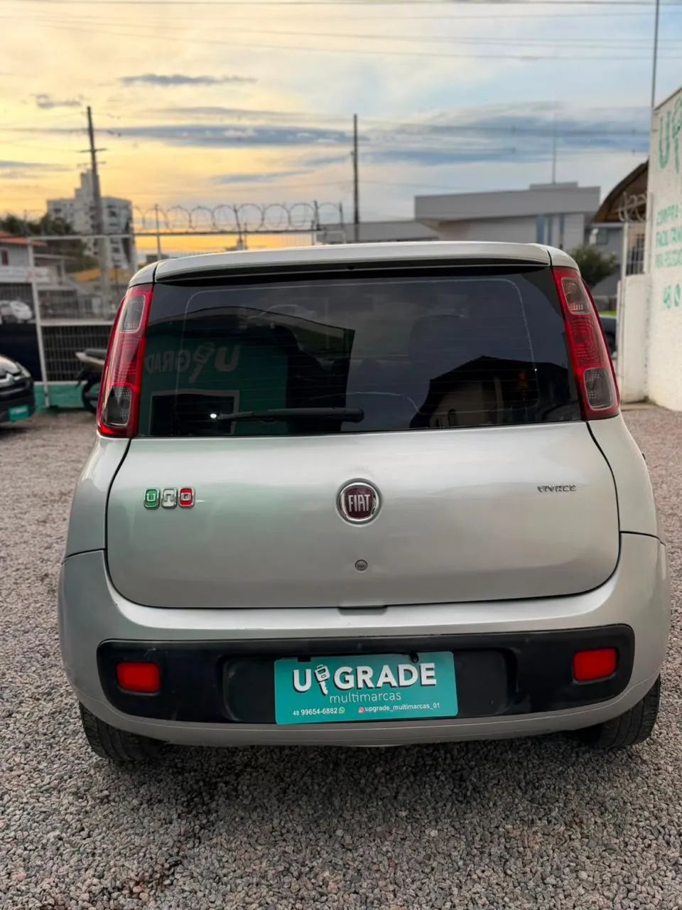 Fiat Uno Vivace/rua 1.0 EVO Fire Flex 8V 5P 2013 - Foto 2