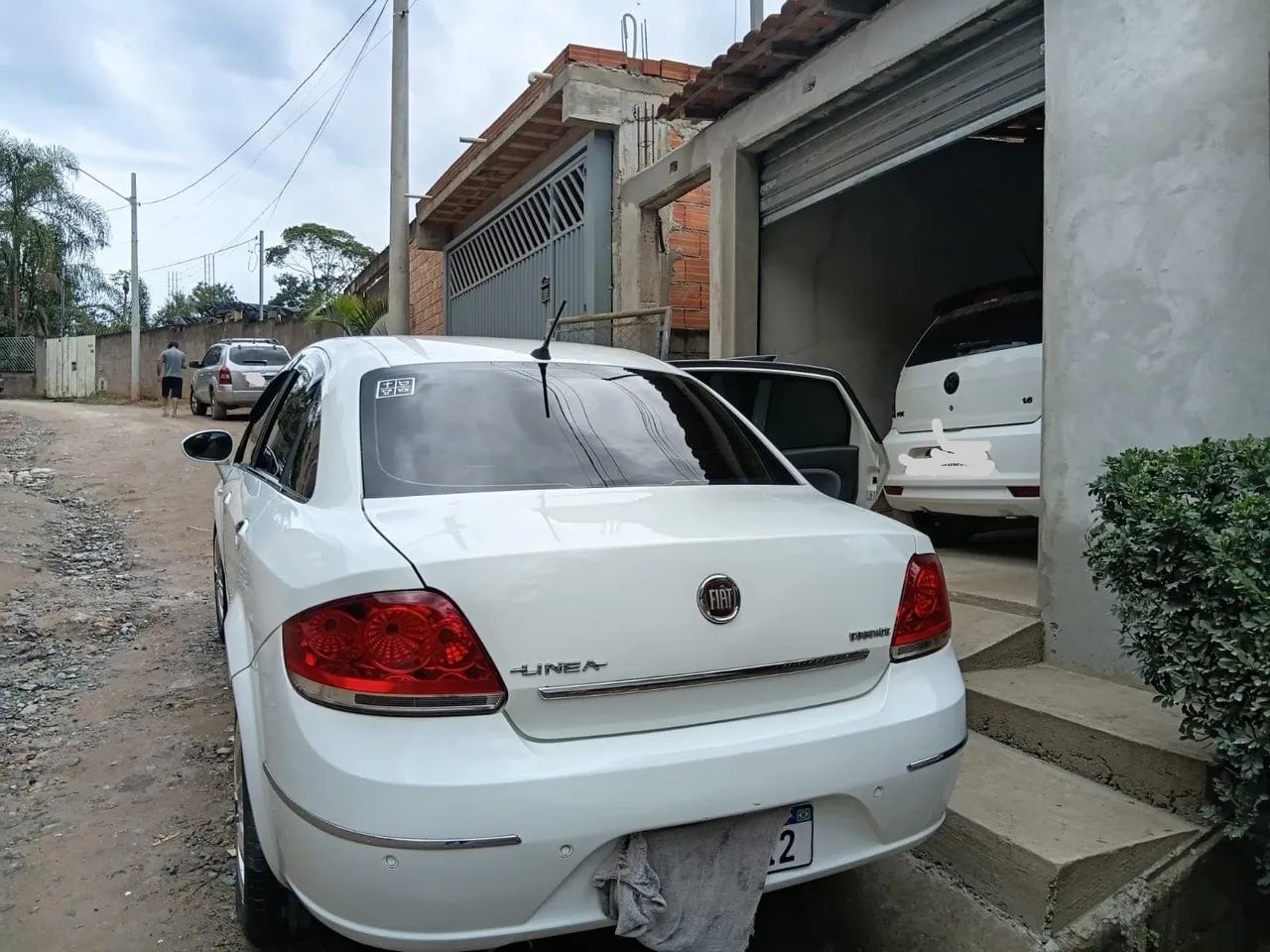 Fiat Linea LINEA ESSENCE 1.8 Flex 16V 4p 2012
