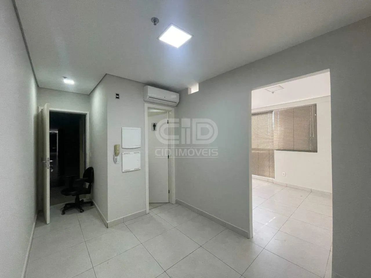 Sala comercial com aproximadamente 55m² no Ed. Helbor Dual Business Office - Foto 5