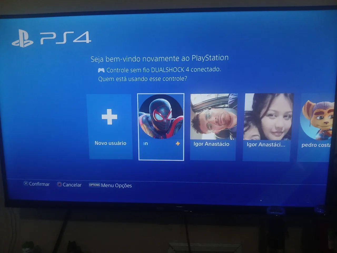 Ps4  de 1 terá ( 1 controlhe original e 1 paralelo ) - Foto 3