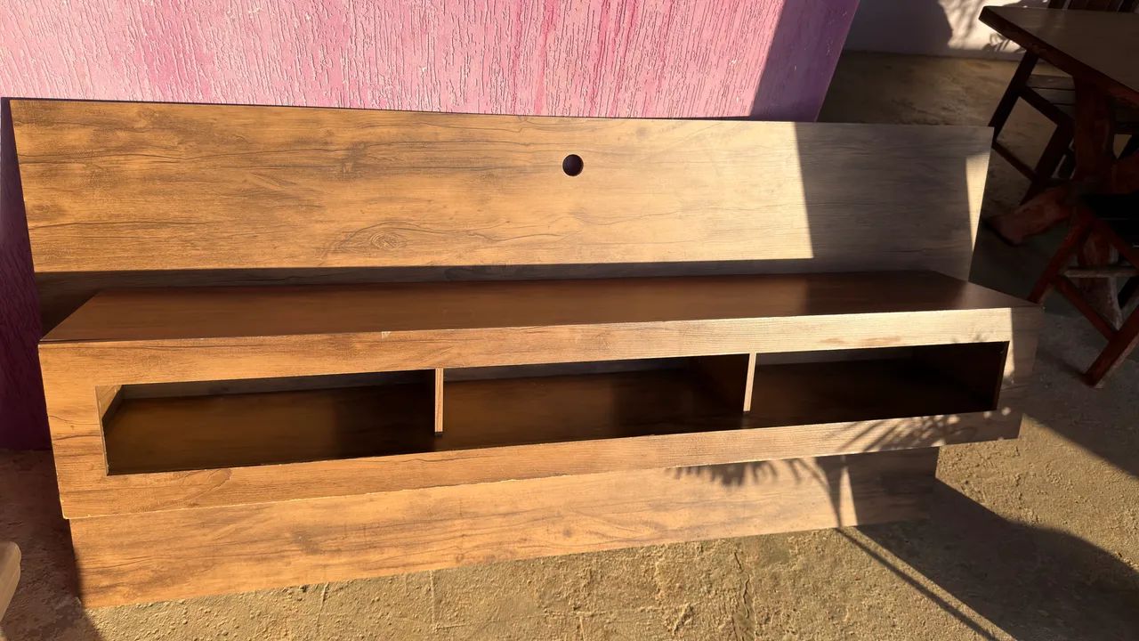Painel para TV com Rack Suspenso 