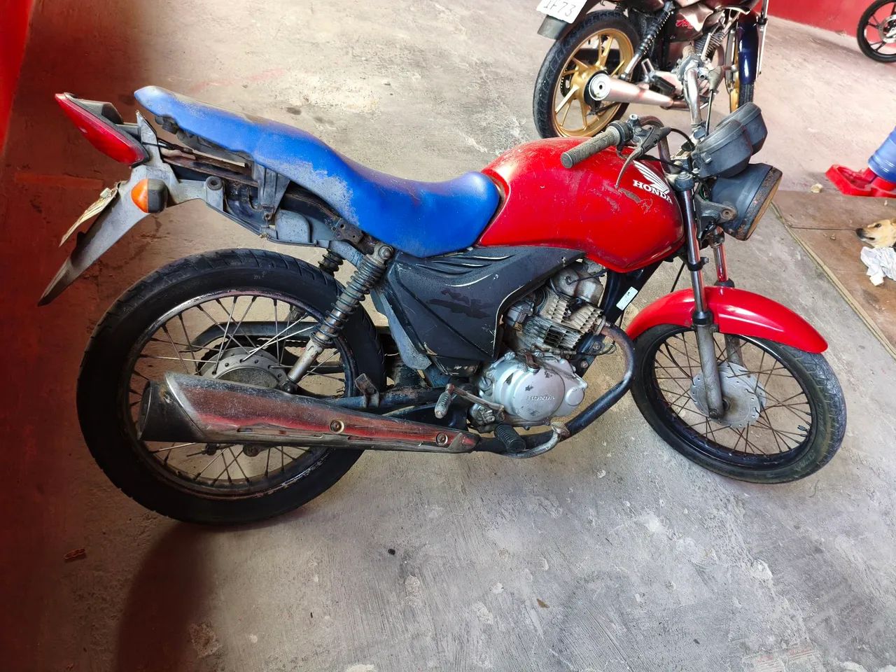 Moto cg Titan atrasada - Foto 4