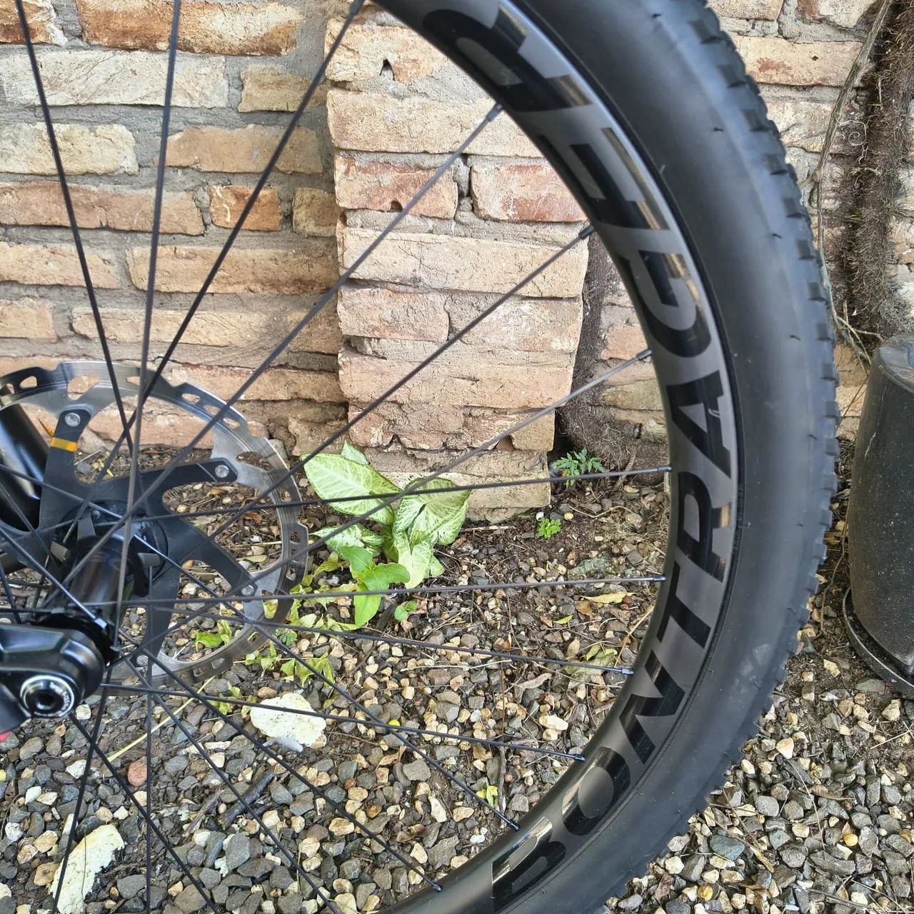 Trek E-Caliber - Tamanho L - Carbono - Upgrades  - Foto 2