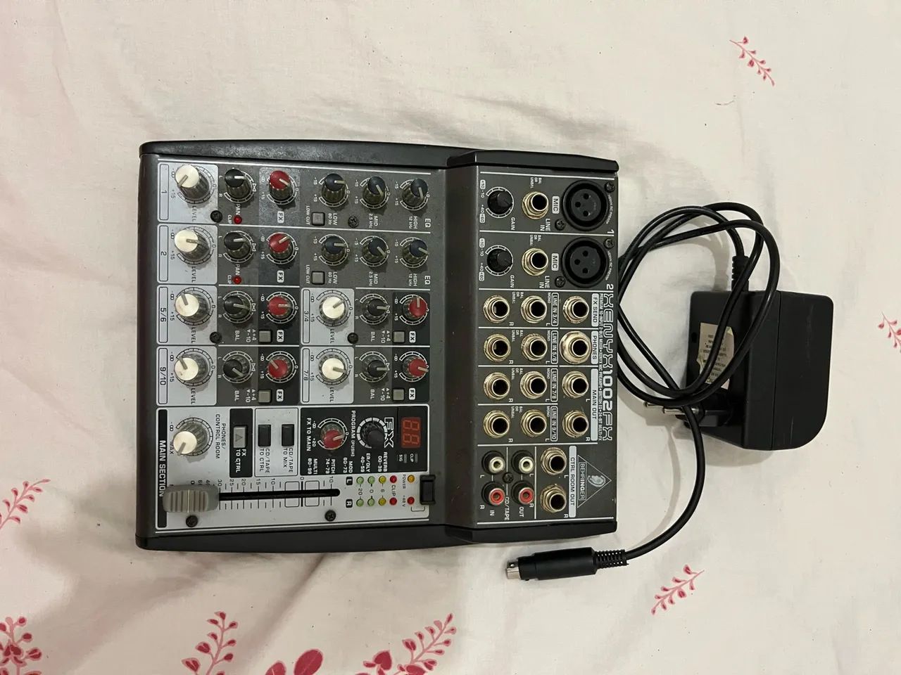 Mesa de som behringer xenyx 1002FX - Foto 4
