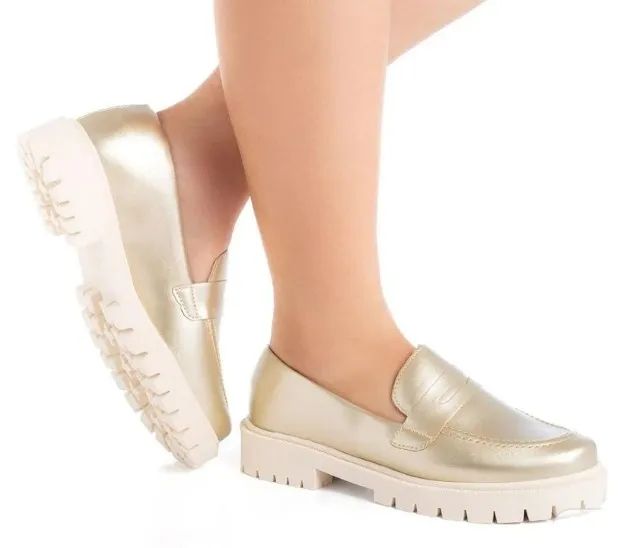Mocassim Feminino Dourado Tratorado 35