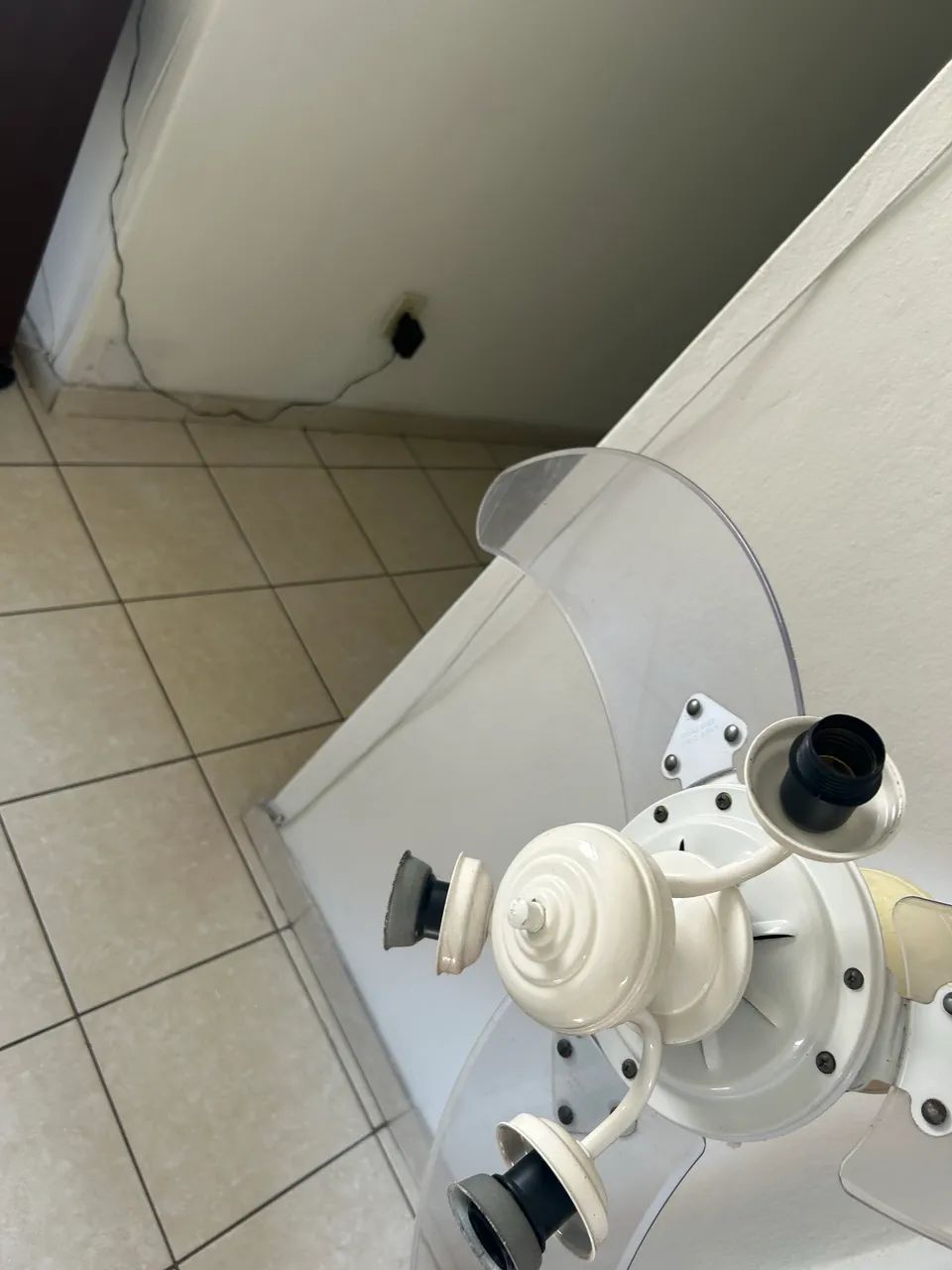 Ventilador de teto 