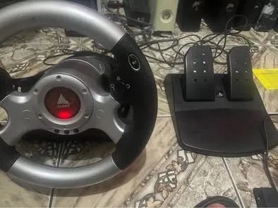 Volante para Ps2 ps3 e pc com vibração  - Foto 3