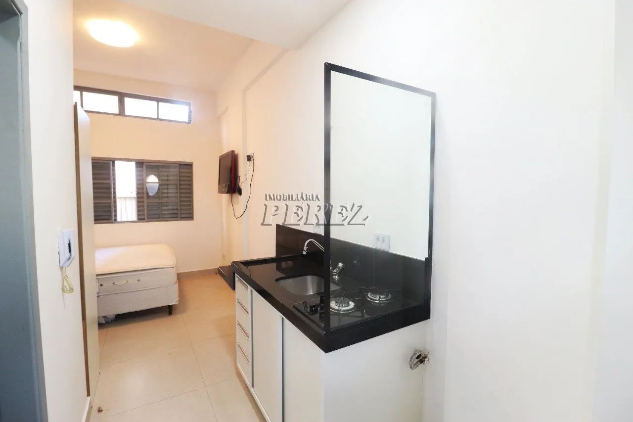 Apartamento para alugar no Edificio Crystal - Centro de Londrina. - Foto 4