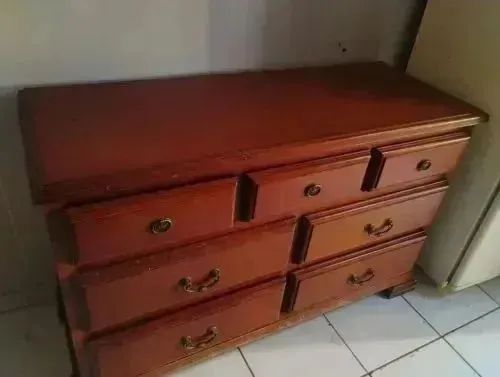 Cômoda de Madeira Maciça com 07 Gavetas - Foto 2
