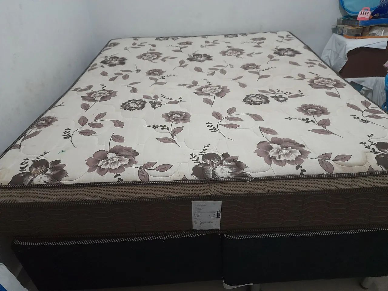 Cama box Queen  semi nova - Foto 2