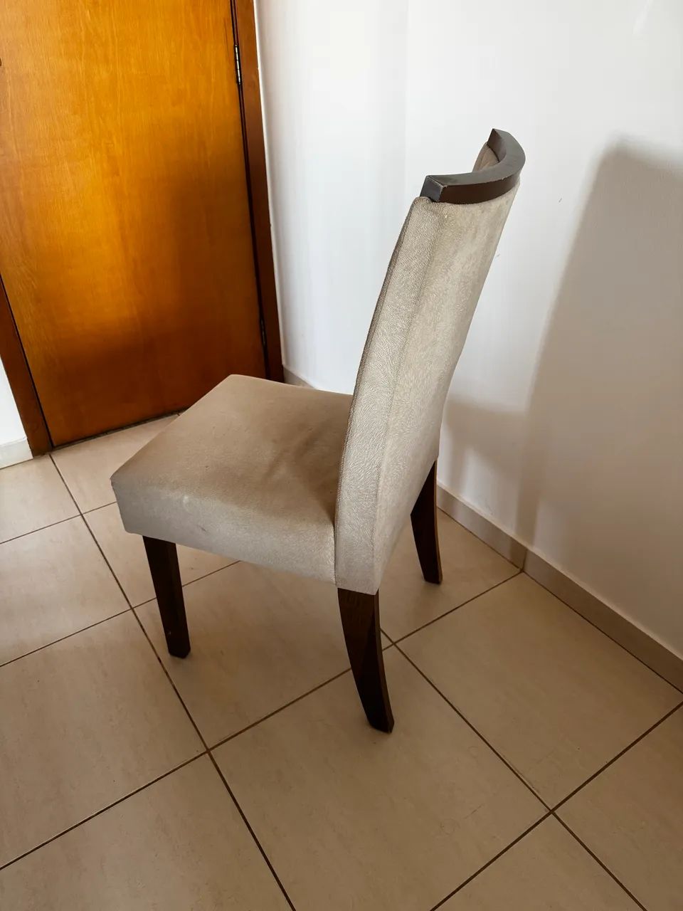 Cadeira estofada para jogo de mesa - Foto 2