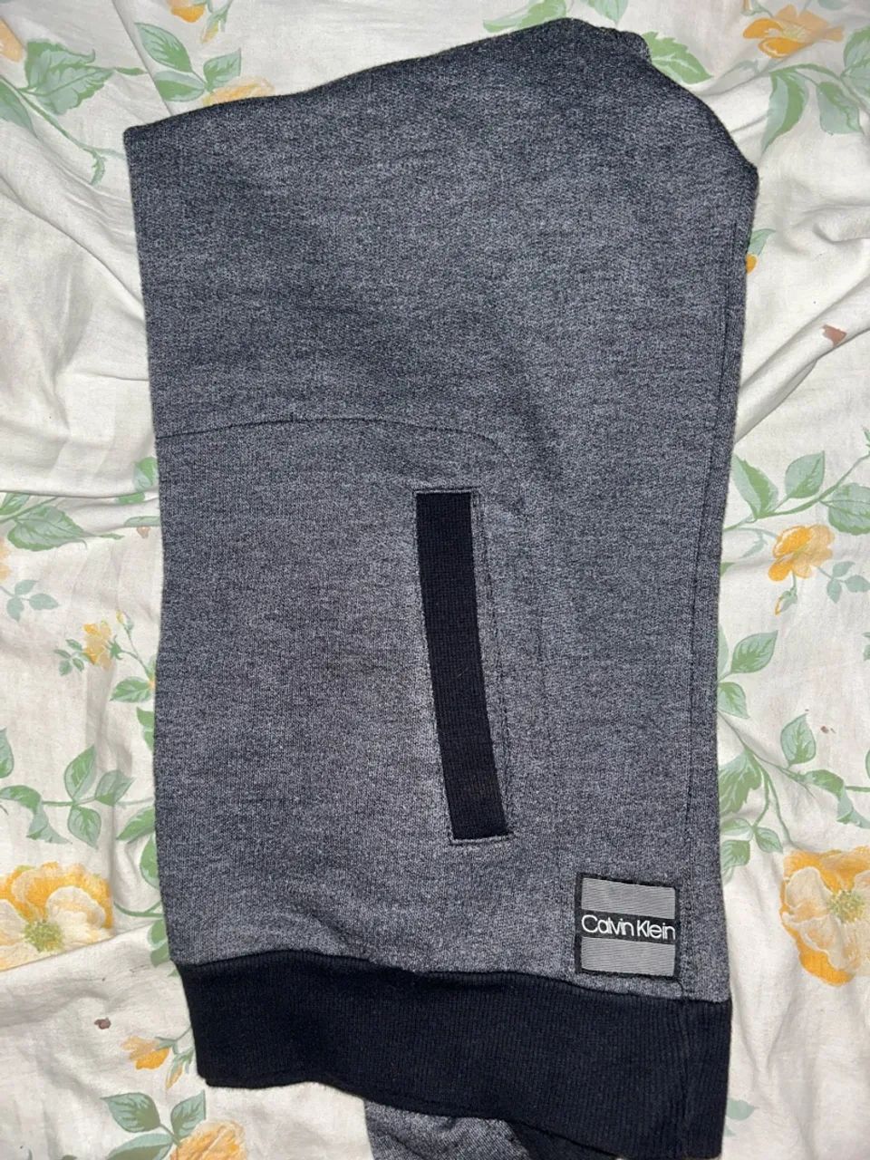 Moletom Calvin Klein tamanho M - Foto 5