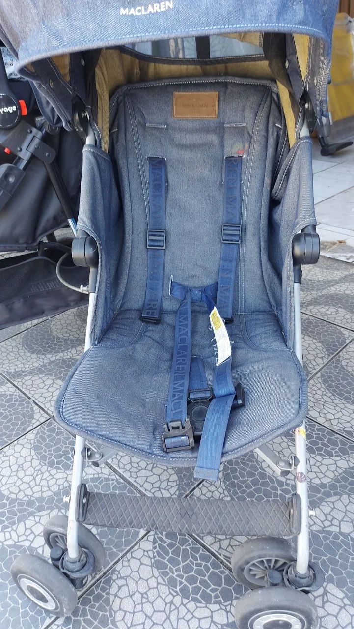Carrinho de passeio para bebê 
