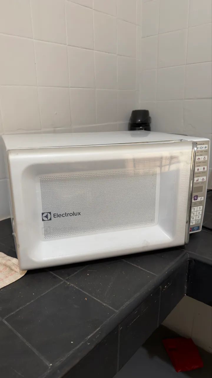 Microondas Eletrolux 127V