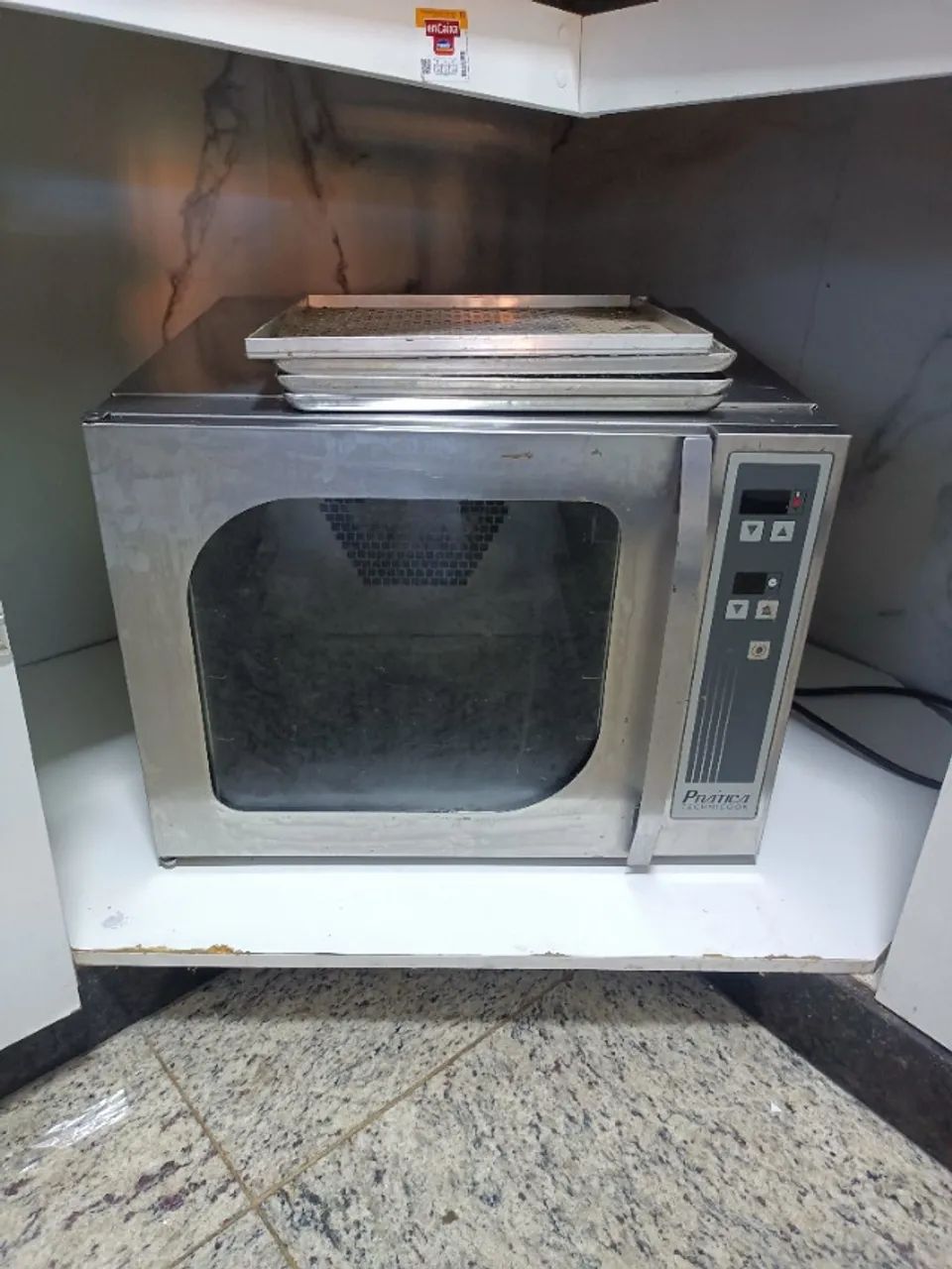 Forno pratica 220v