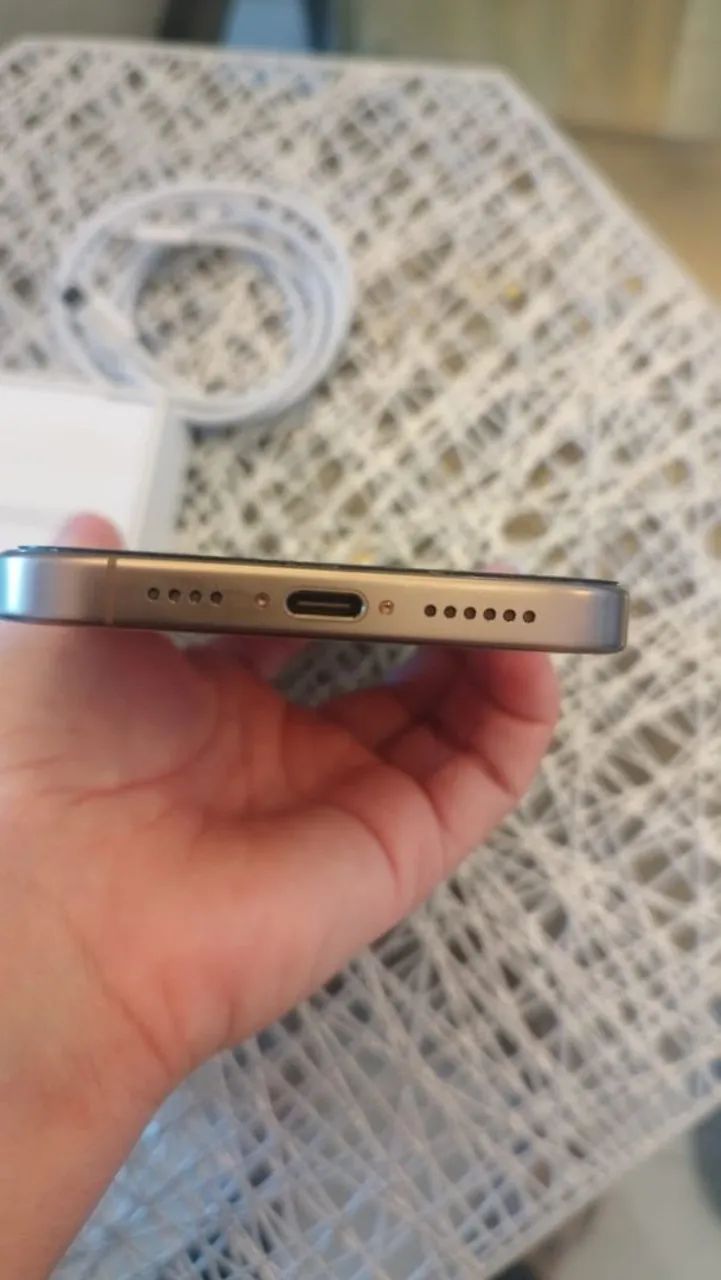 IPhone 16 pro Max  - Foto 4