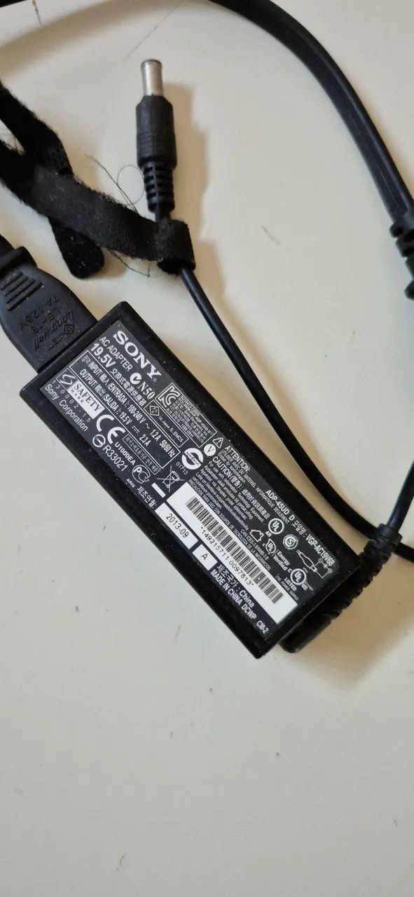 Fonte Sony 19.5 2.3A 