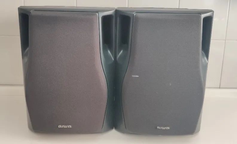 Caixas Aiwa NSX F9