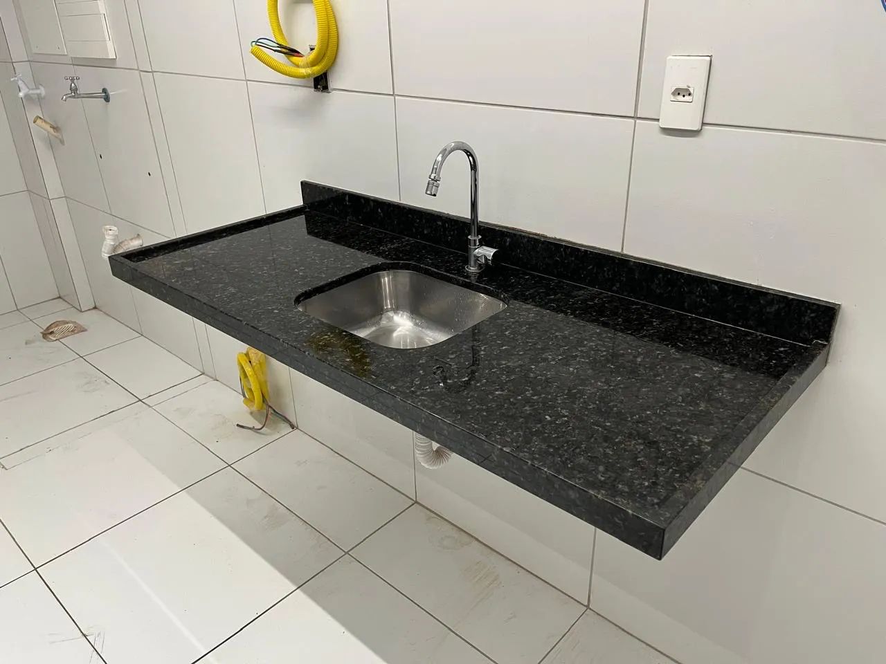 Black Granite Sink with Faucet - 140x58 cm | Excellent Condition