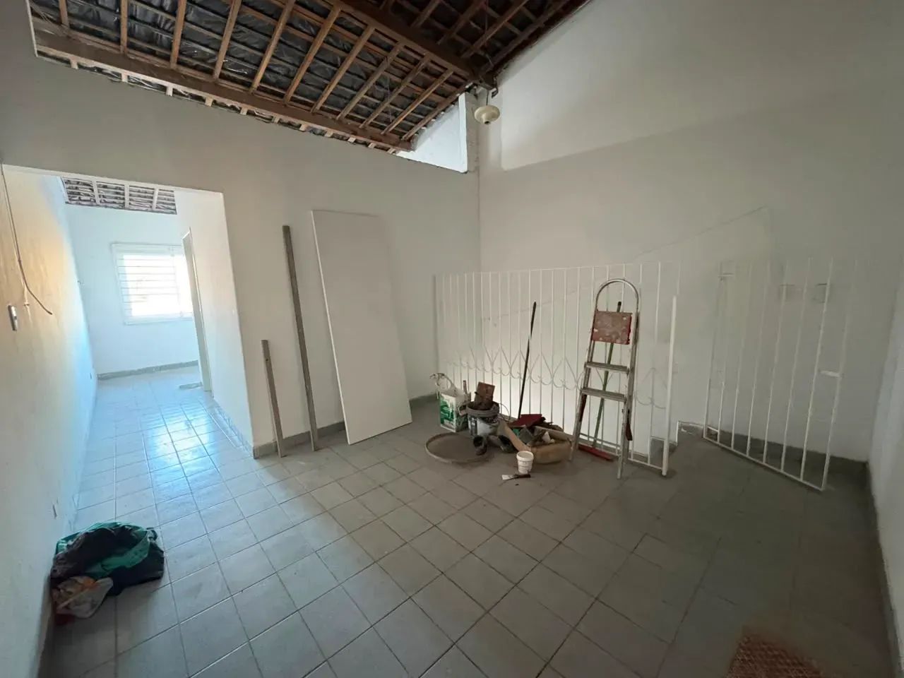 CASA PRIMEIRO ANDAR 2/4 QUARTOS - POÇO - Foto 2