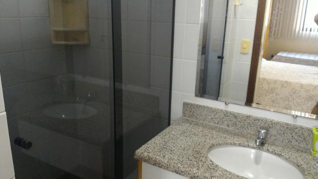 Apt 2 quartos com suite e 2 vagas garagem , no Prédio do shopping Praia Center - Foto 13