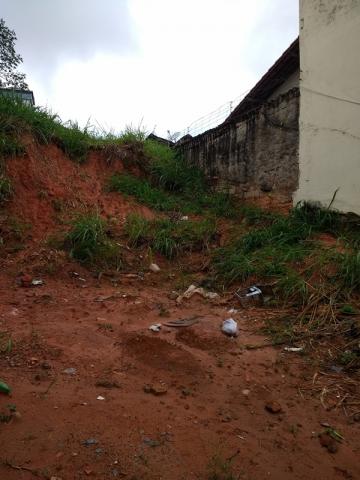 Lote 300,00M² no Bairro Caiçara