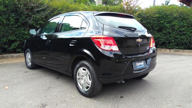 Onix LT 1.0 Comp + Airbag + ABS 2013 - Foto 7