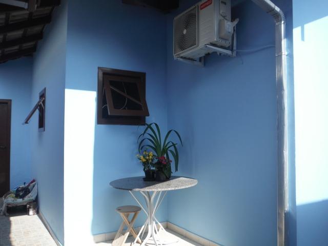 Casa 03 Quartos Climatizada_ Meia Praia_ 05 vagas garagem - Foto 3