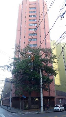 Apartamento com 134m2 privativa no centro de Curitiba 03 dorimitórios sendo uma suite - Foto 2
