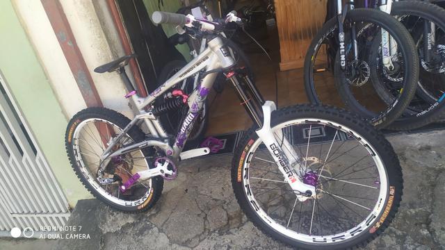 haro x7 downhill bike