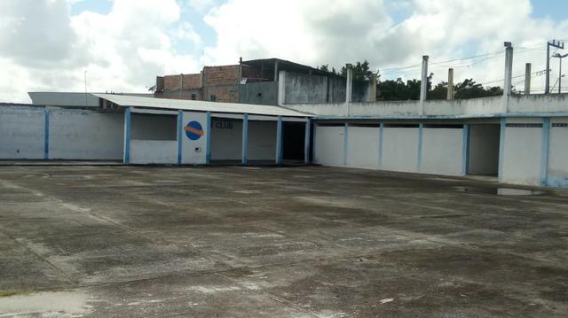 Área de 3.050 metros quadrados no centro de Dias D'Ávila - Foto 6