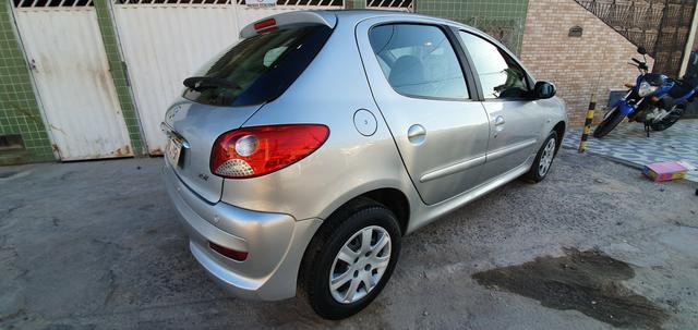 Peugeot 207 - Foto 6