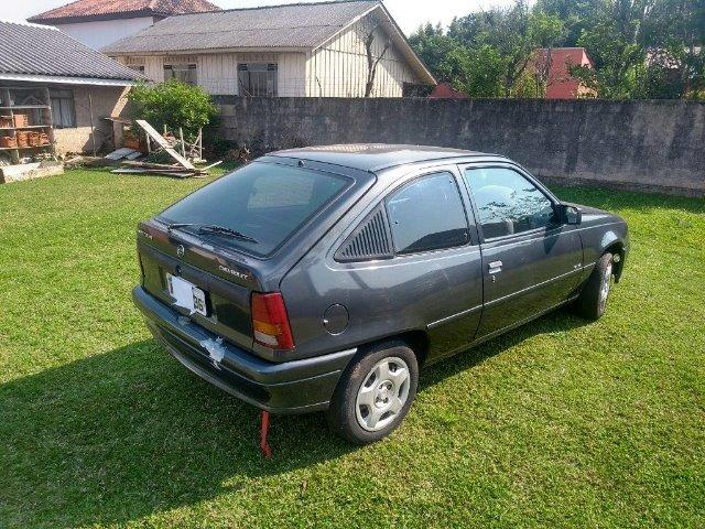Kadett GL 1.8 em bom estado - Foto 15