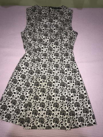 vestido tubinho zara