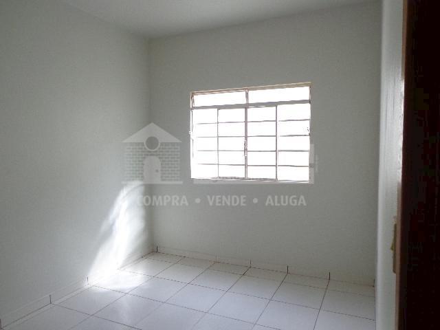 Casa para alugar com 2 dormitórios em Presidente roosevelt, Uberlândia cod:582339 - Foto 3