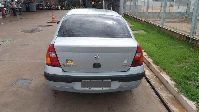 Clio sedan - Foto 3