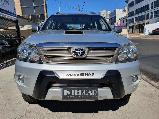 Toyota-Hilux SW4 - Foto 3