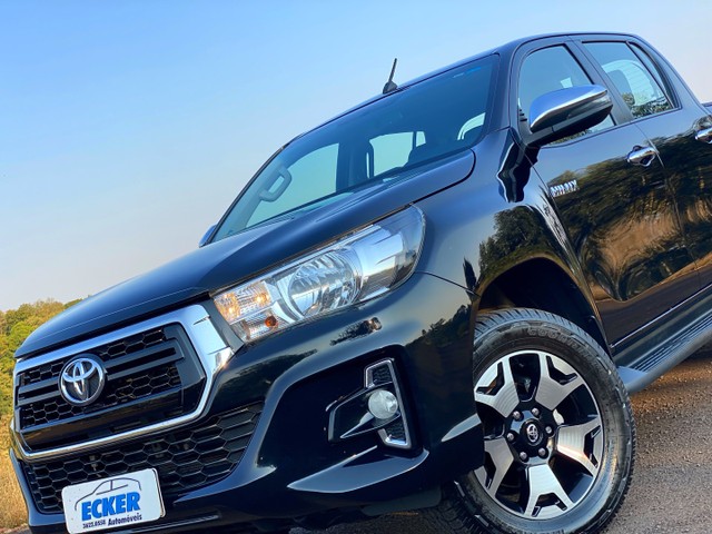 TOYOTA HILUX 2020 IMPECÁVEL C/BAIXA KM!