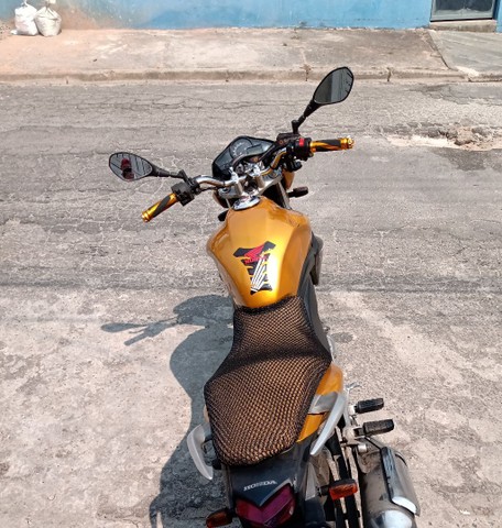 MOTO CB 300
