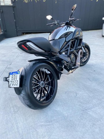 MOTO DUCATI DIAVEL 1198 CROMO