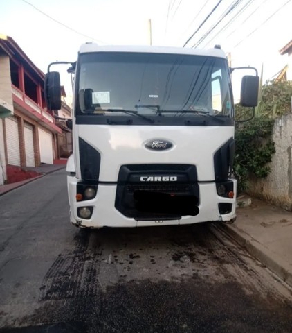 FORD CARGO 1317 2012