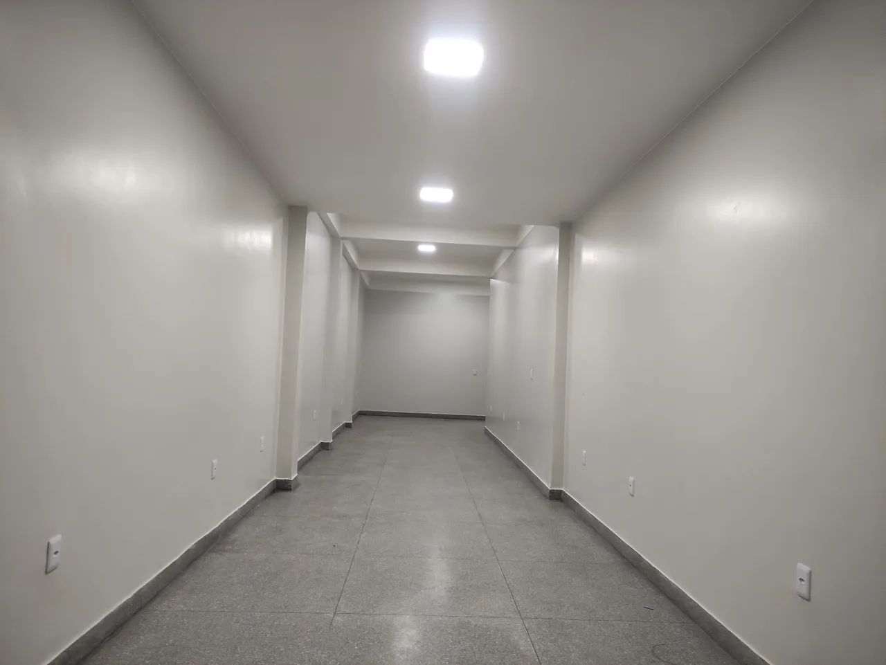 ALUGO LOJA QNO 11  - Foto 3