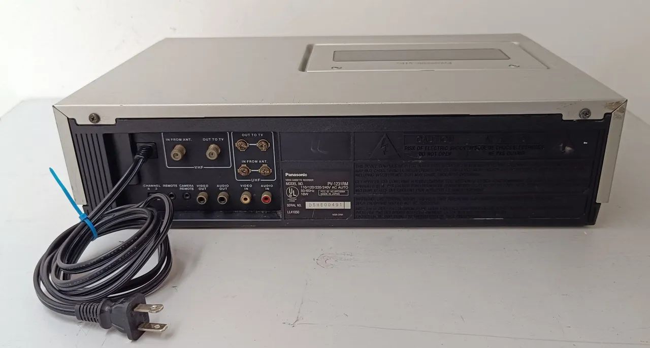 Vídeo Cassette Recorder Panasonic Omnivision VHS - Model PV-1231RM Japan - Foto 3