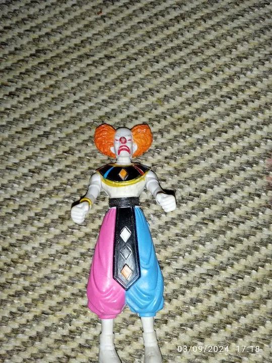 Boneco Vendo Dragon Ball 13cm usado. - Foto 5