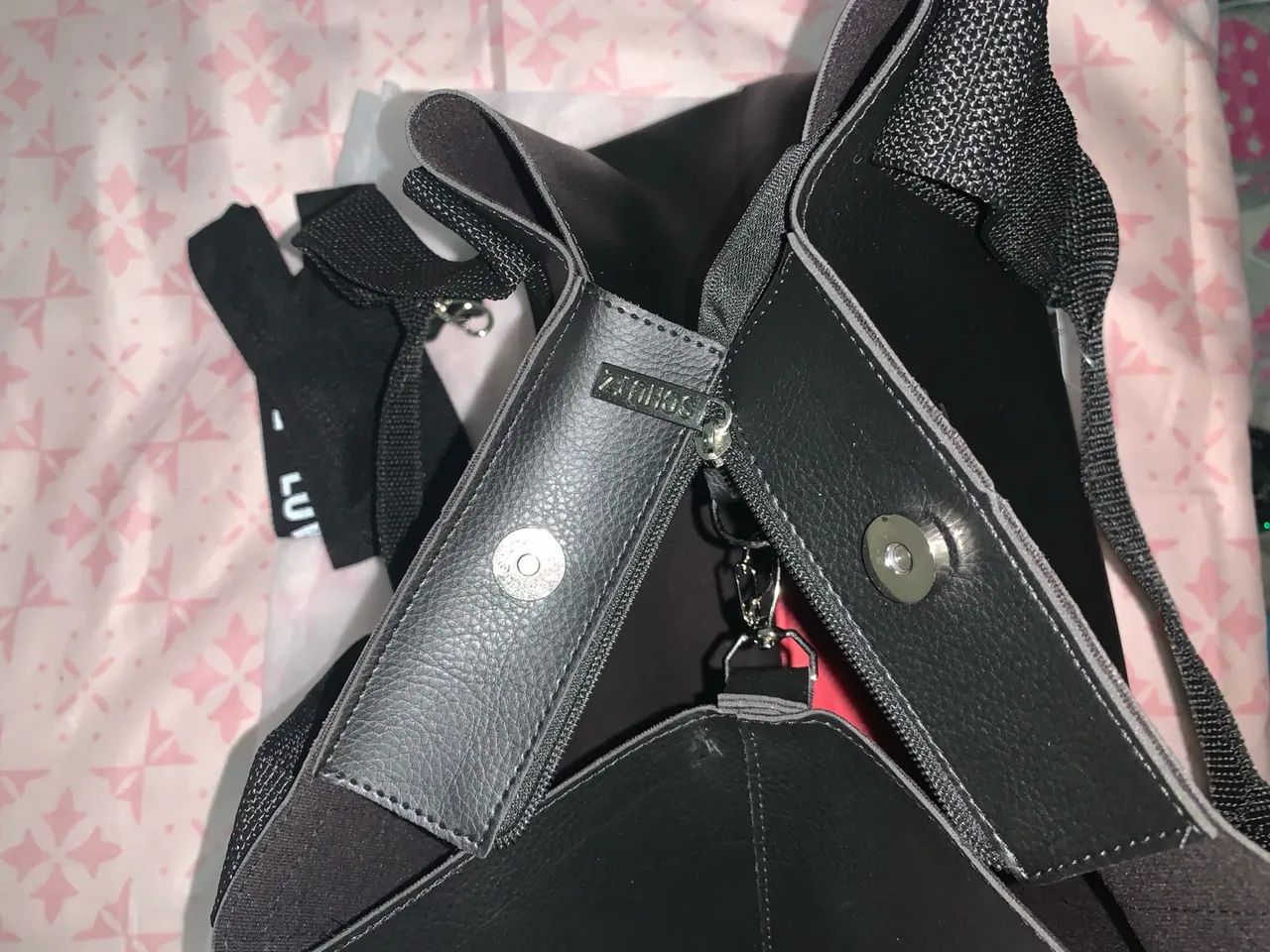 Bolsa sacola com bolsa pequena preta - Foto 4