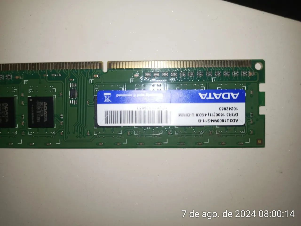 Memória ram ddr3 4gb troco por monitor ou vendo