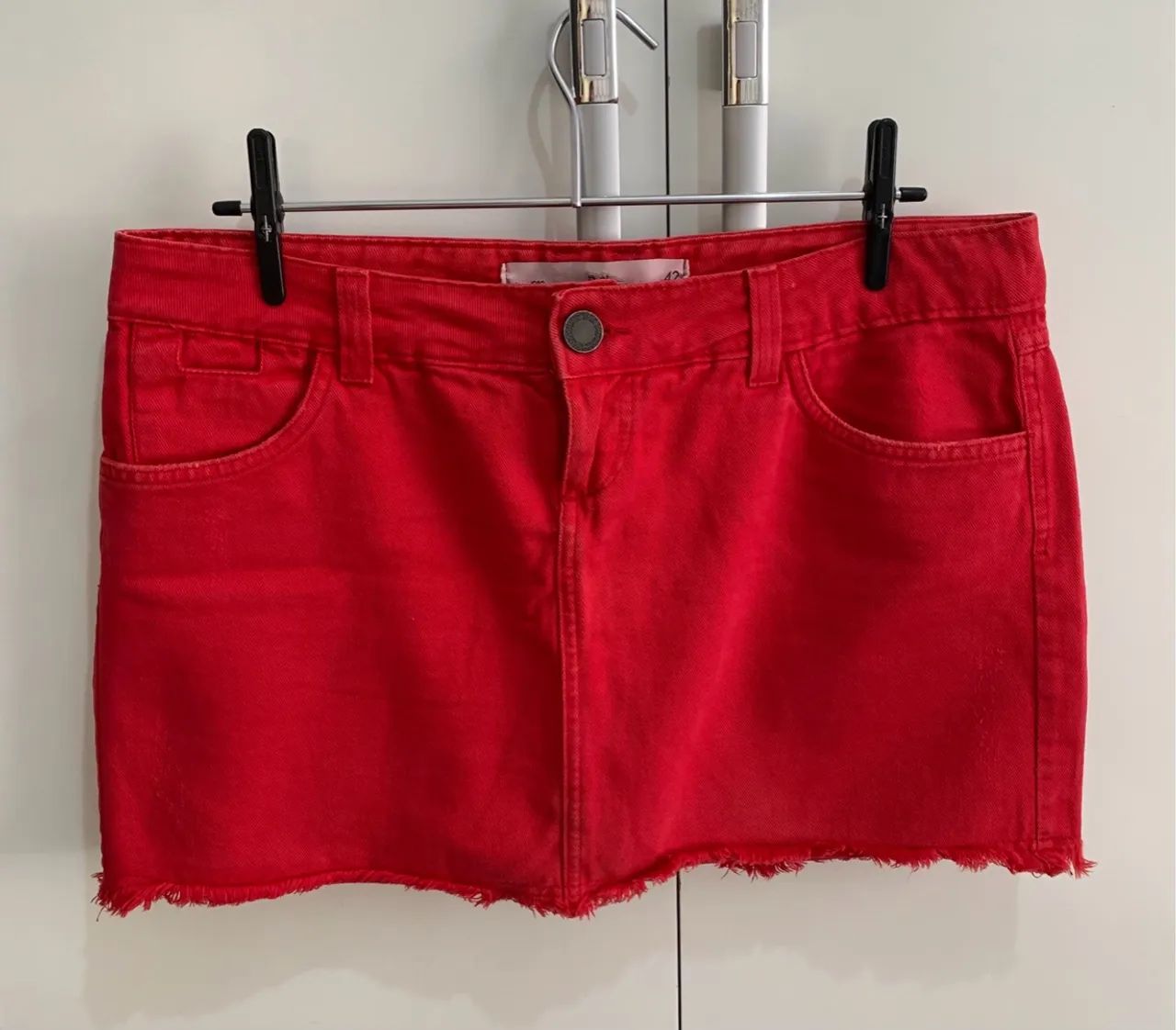 (TAM: 42) SAIA JEANS VERMELHA 