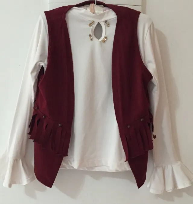 Pacotinho 2 Blusas e 1 Colete_Tam.10 - Foto 2