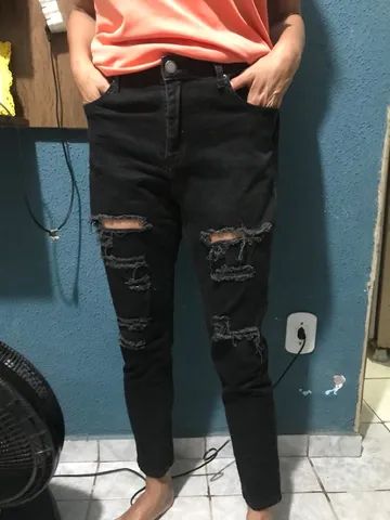 Calça jeans preta, destroyed - Foto 4